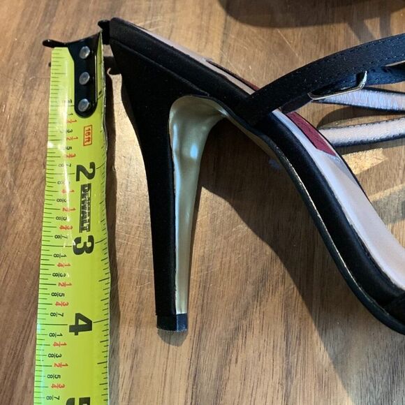 Shoe, Red Carpet by Town Shoes, EUC, sz 7.5, strappy stiletto, Blk satin, flower - Picture 7 of 14